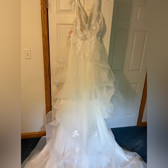 Morilee Wedding Dress - Picture 7 of 11